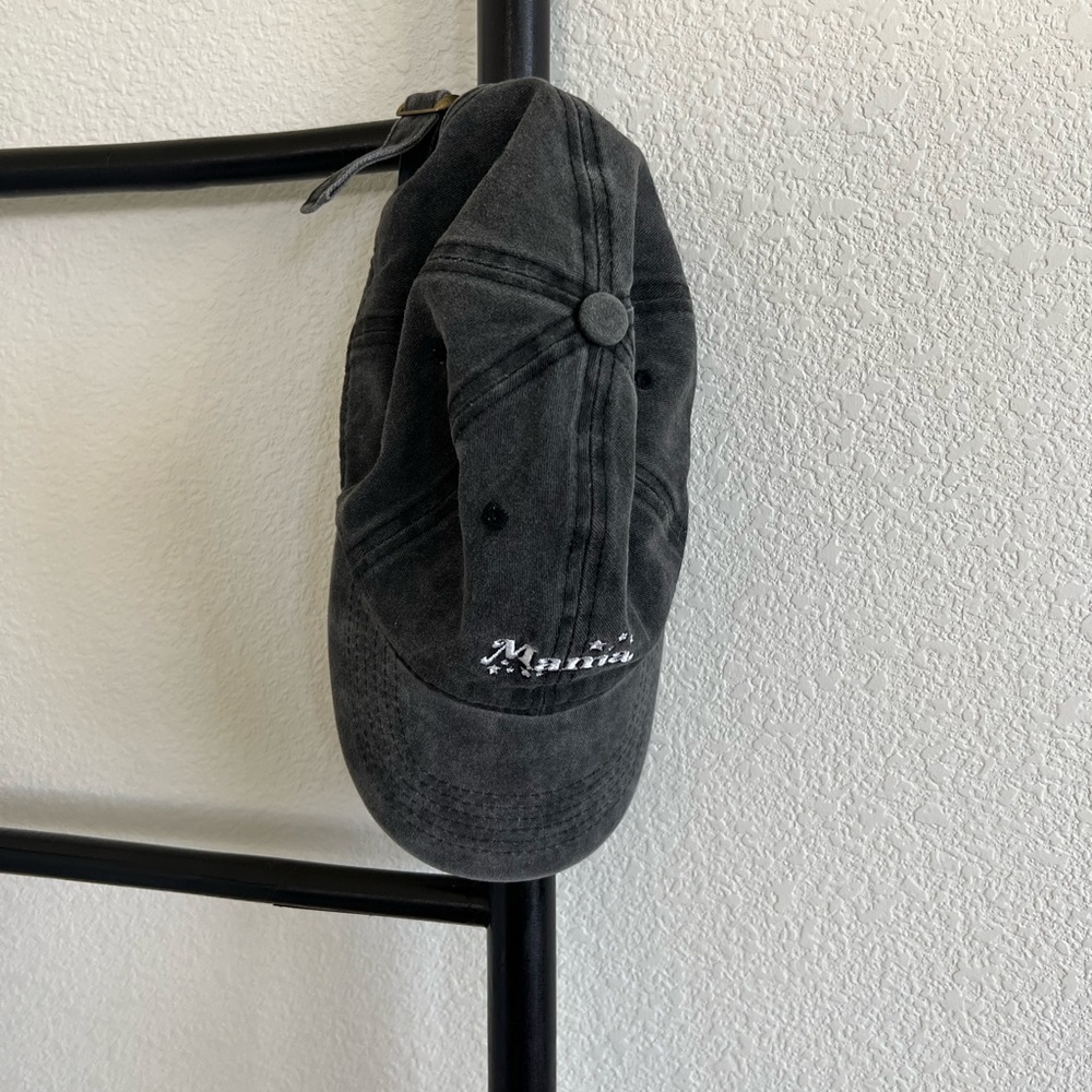 Mama hat - Picture 2 of 2